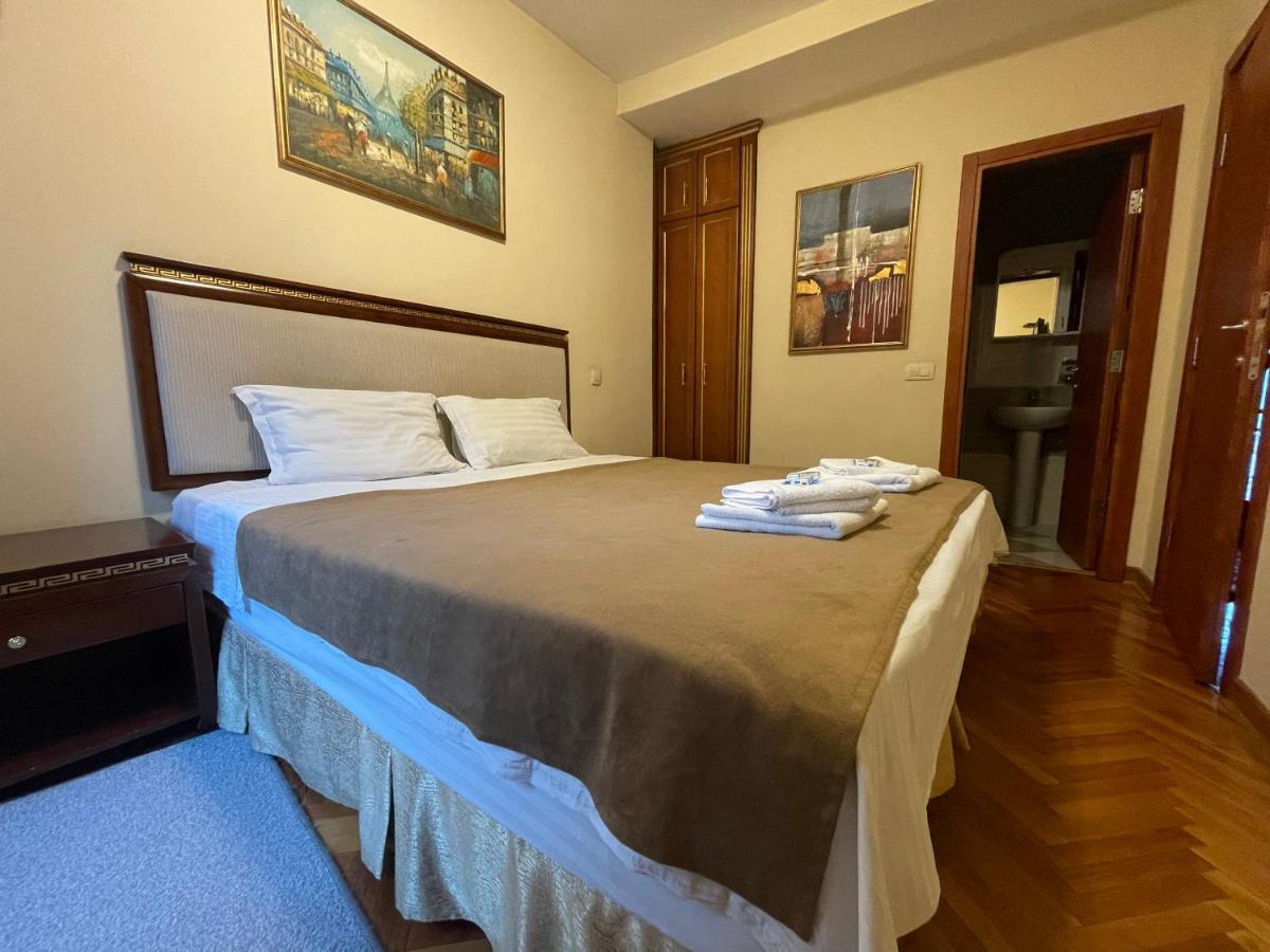 Boutique Hotel Travelling Actor - Skadarlija Belgrade Exterior photo